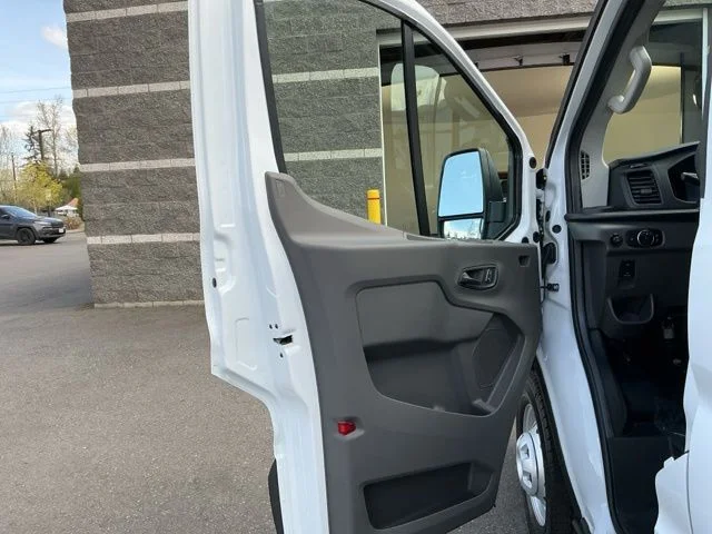 New 2026 Oxford White Ford Base image 15