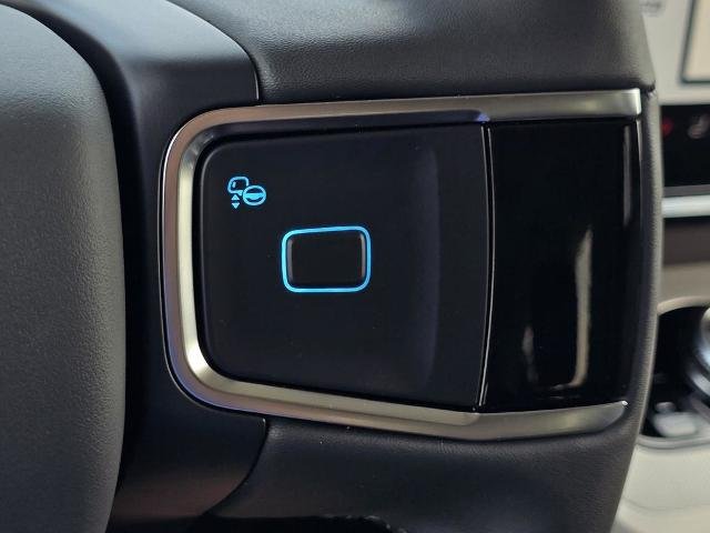 New 2027 Agate Black Metallic Ford MAX Active image 15