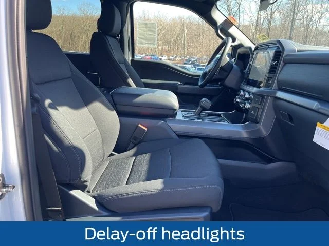 New 2026 Oxford White Ford XLT image 23