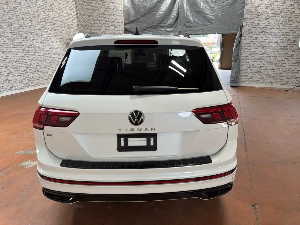 Used 2024 Pure White Volkswagen 2.0T SE R-Line Black image 6
