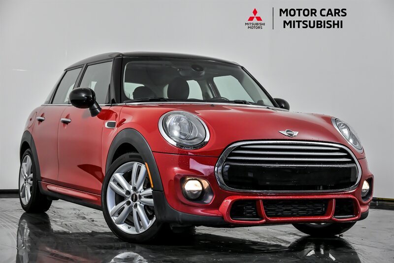 Used 2015 MINI Cooper Base with VIN WMWXS5C5XFT832043 for sale in Aurora, IL
