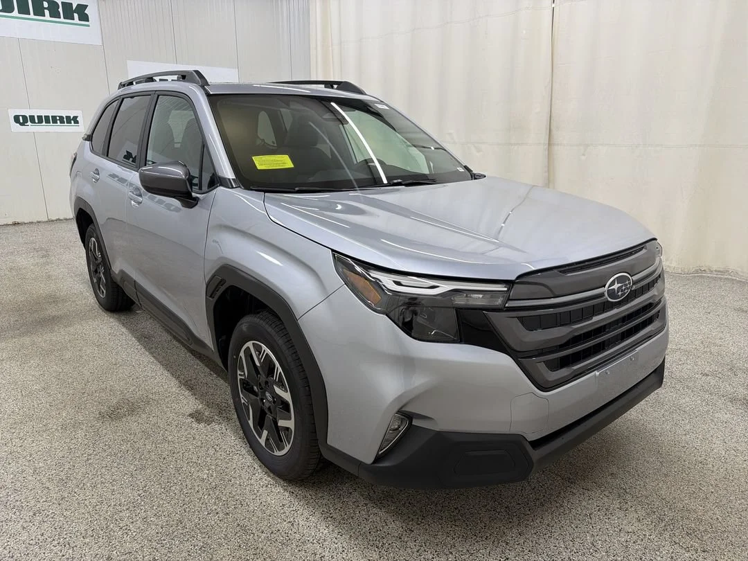 New 2026 Ice Silver Metallic Subaru Premium image 3