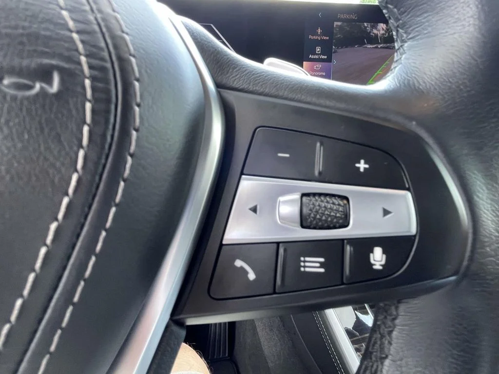 Used 2025 White BMW xDrive50e image 20