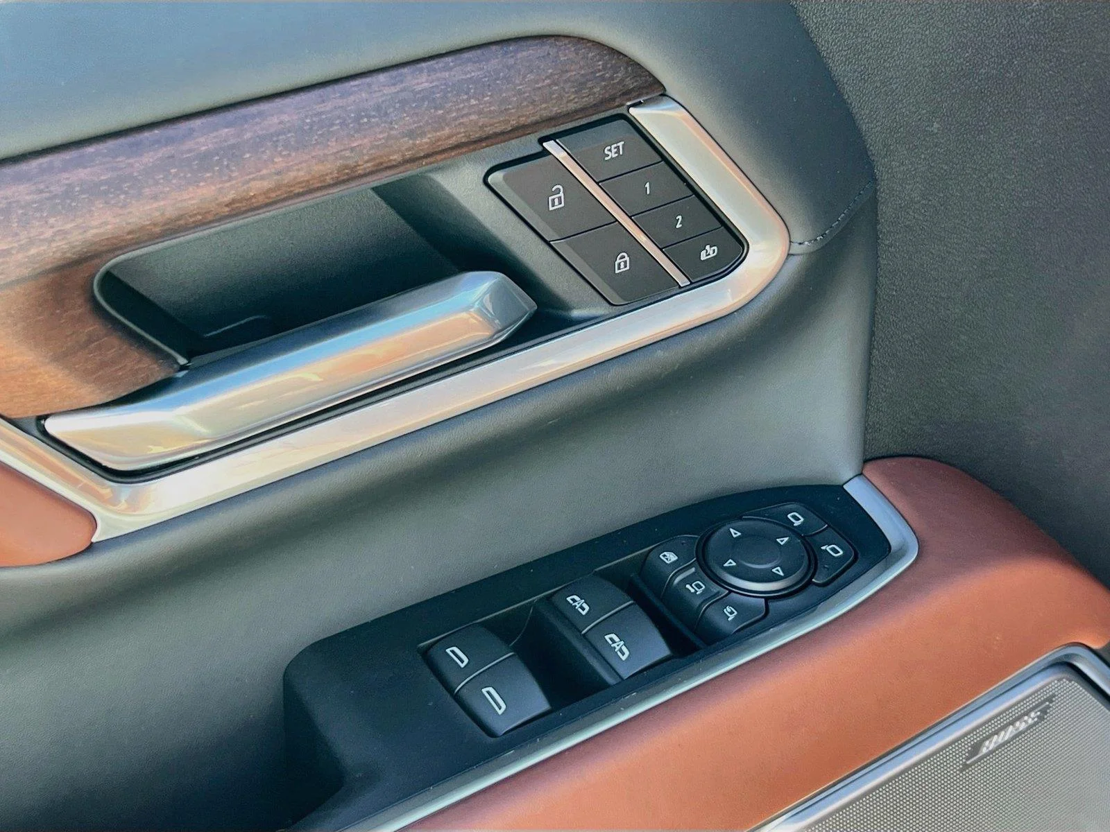 2026 GMC Sierra 3500HD Denali Ultimate - Photo 22
