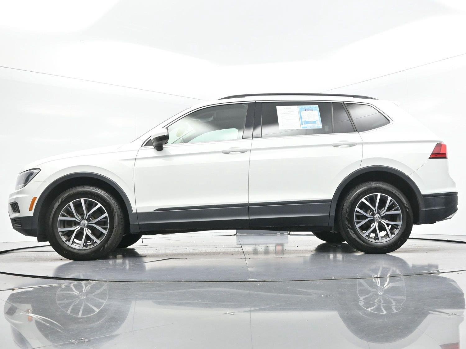 Used 2019 Pure White Volkswagen SEL image 47