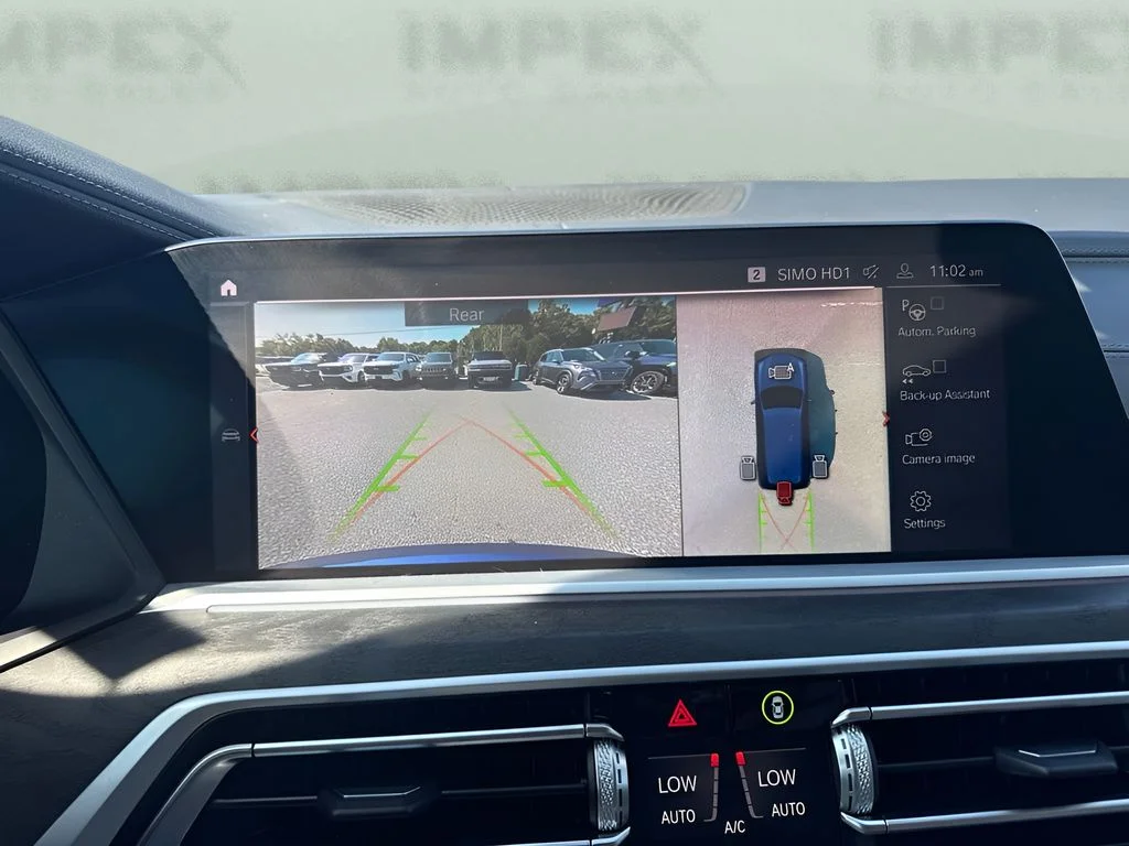 Used 2021 Blue BMW xDrive40i image 19