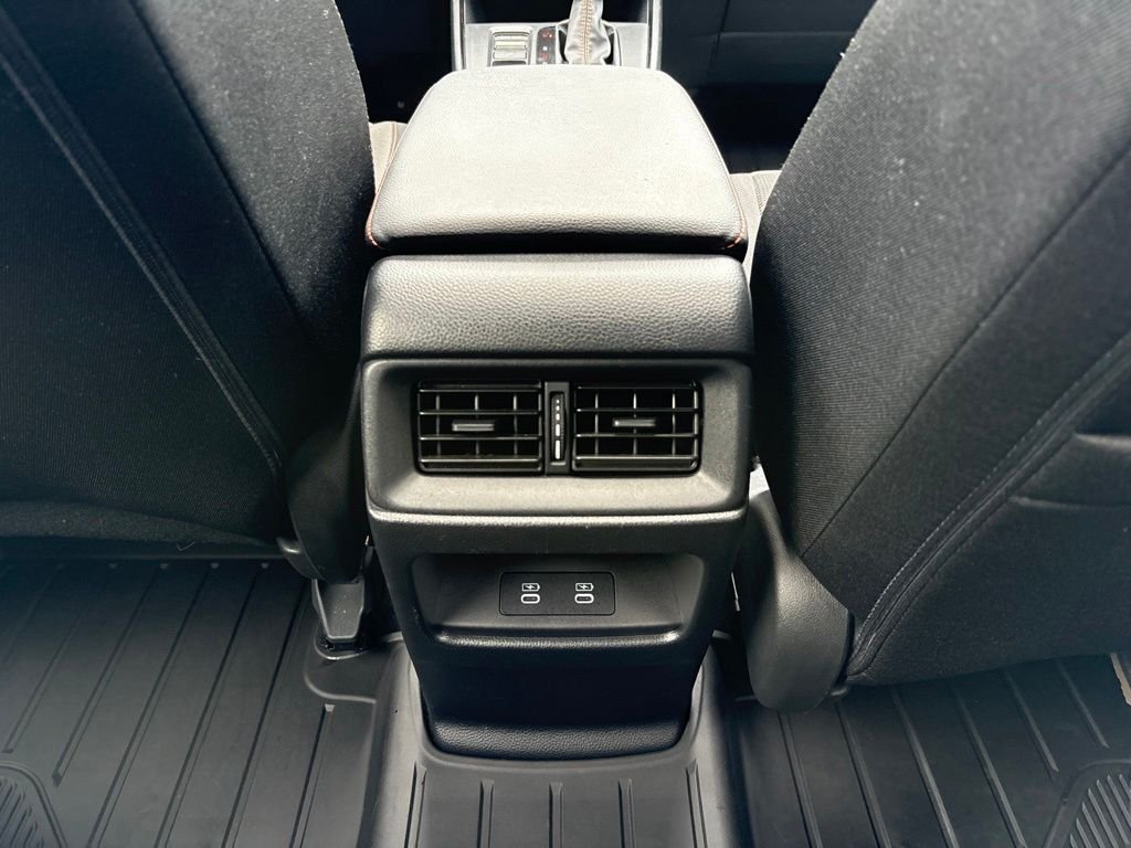 Used 2024  Honda Sport image 27