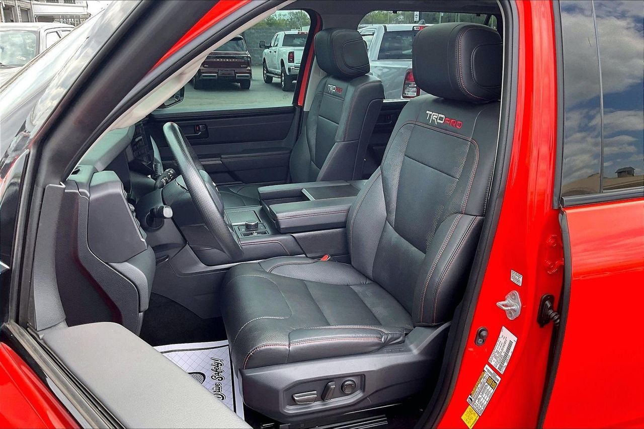2023 Toyota Sequoia TRD Pro - Photo 23