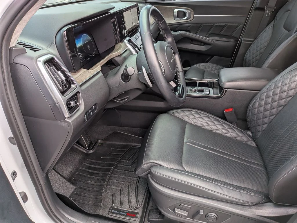 Certified Used 2023 White Kia X-Line SX Prestige image 21