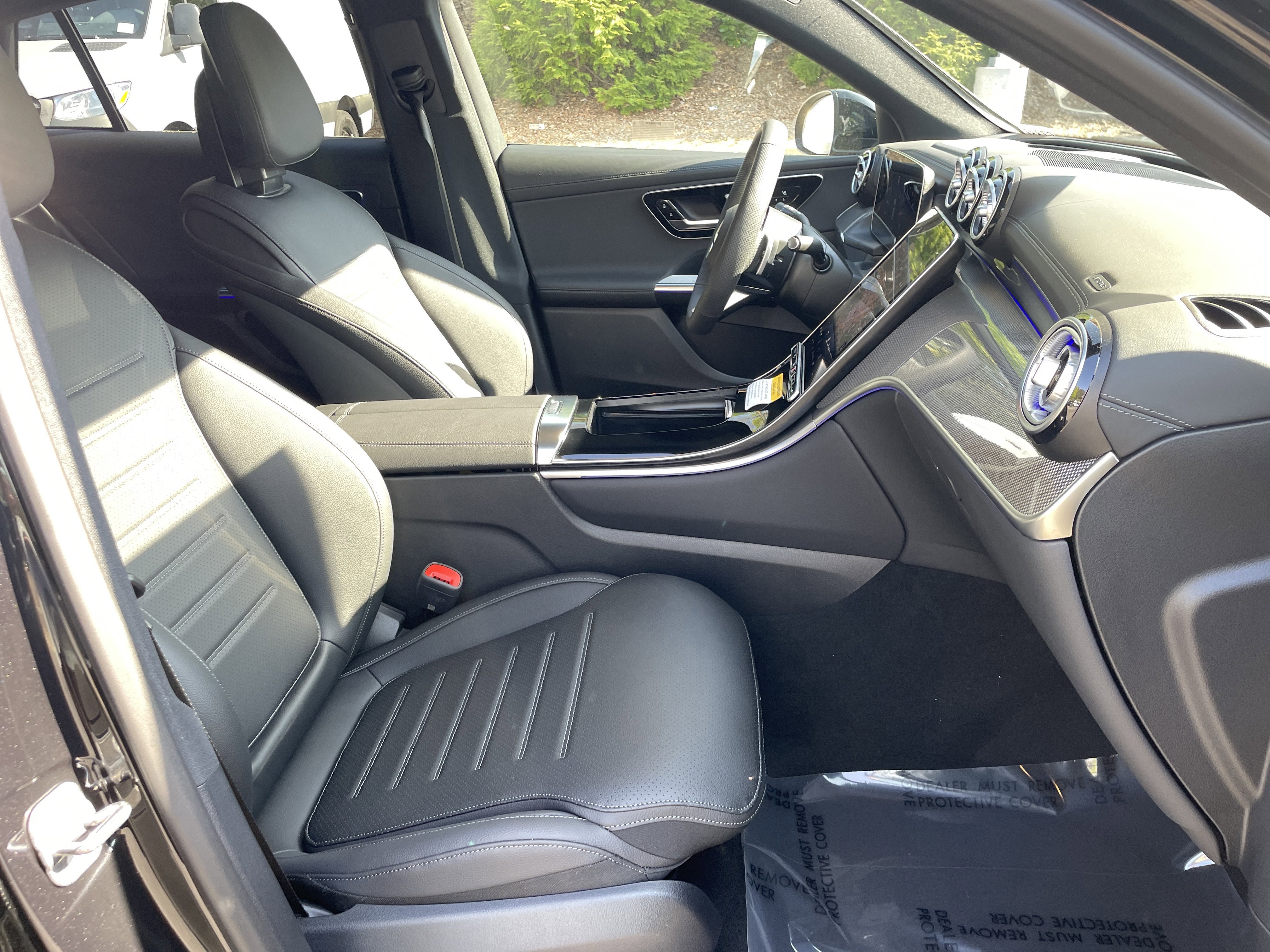 New 2026 Obsidian Black Metallic Mercedes-Benz GLC 300 4MATIC® Coupe image 44