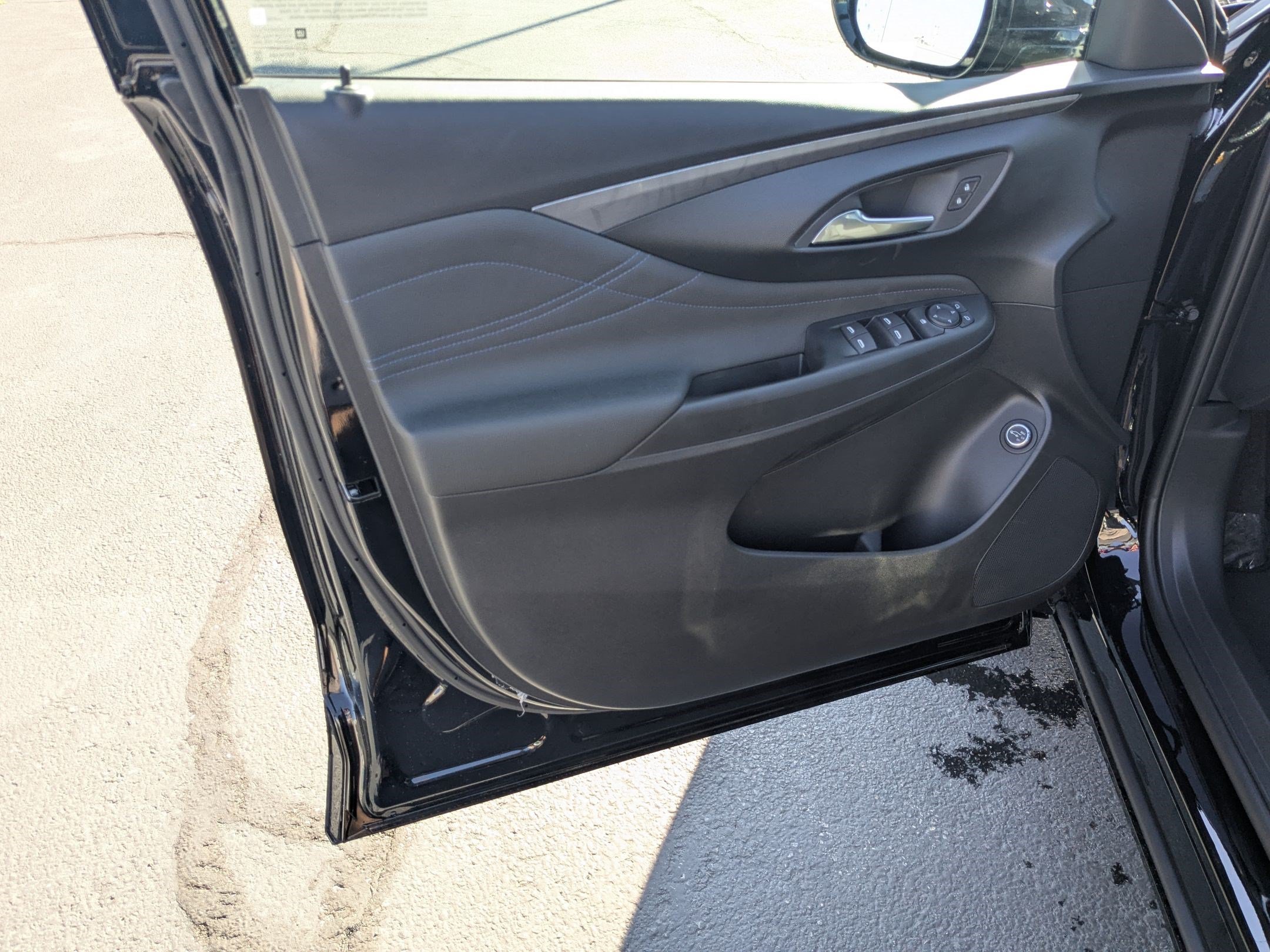 2026 Buick Envista Sport Touring - Photo 10