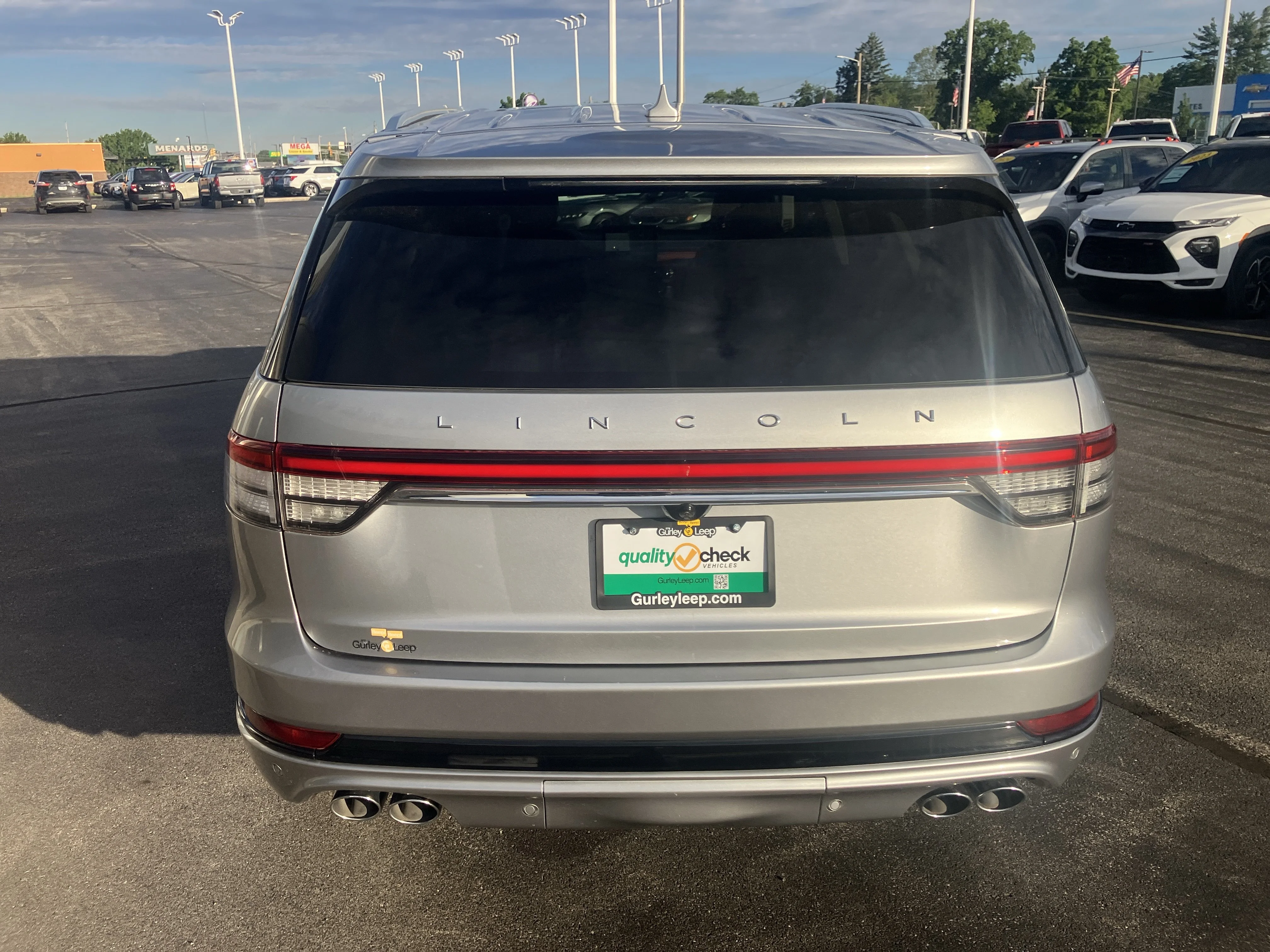 Used 2020 Radiance Metallic Lincoln Grand Touring image 7