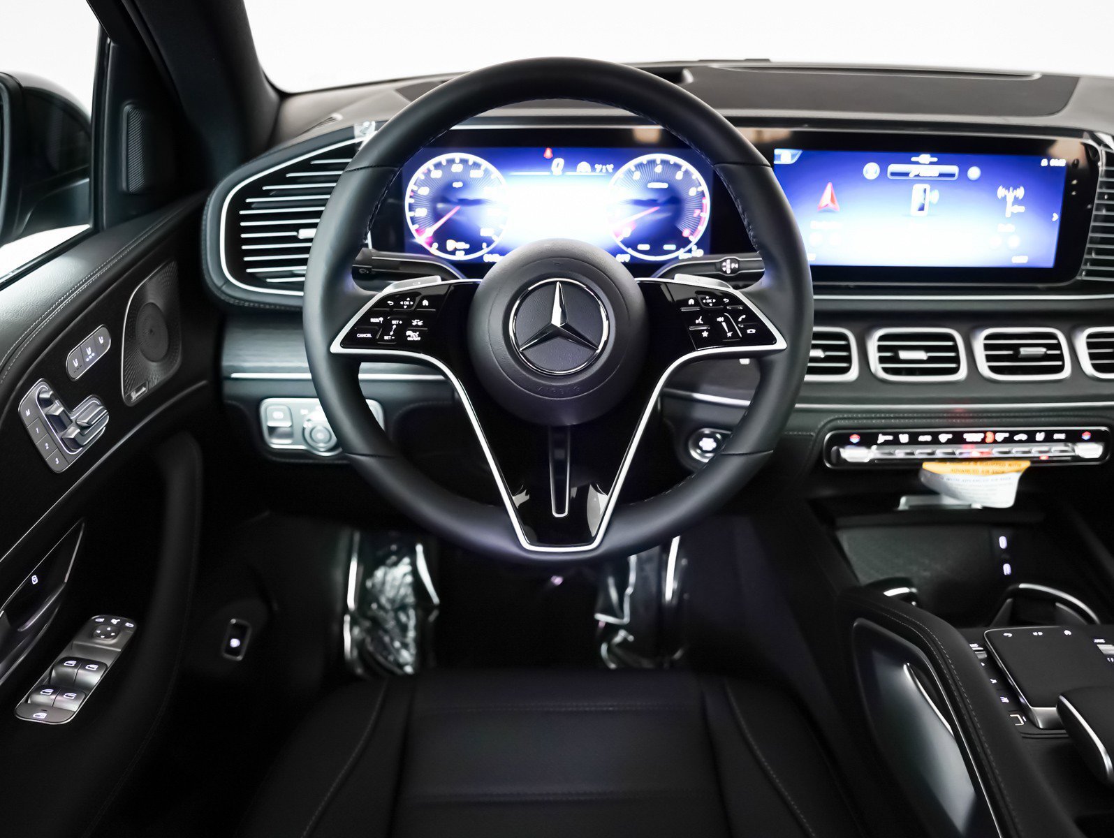 New 2026 MANUFAKTUR Alpine Grey Mercedes-Benz GLE 450 image 14