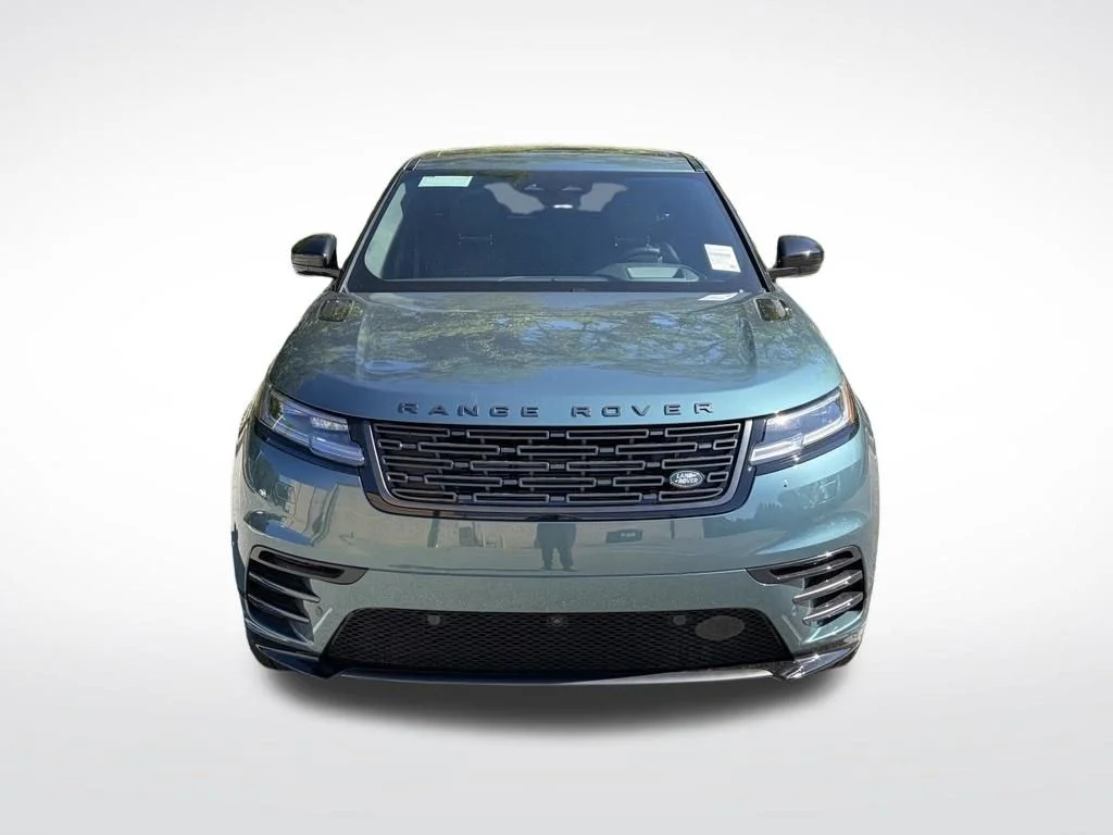 New 2026 Green Land Rover Belgravia Edition image 2