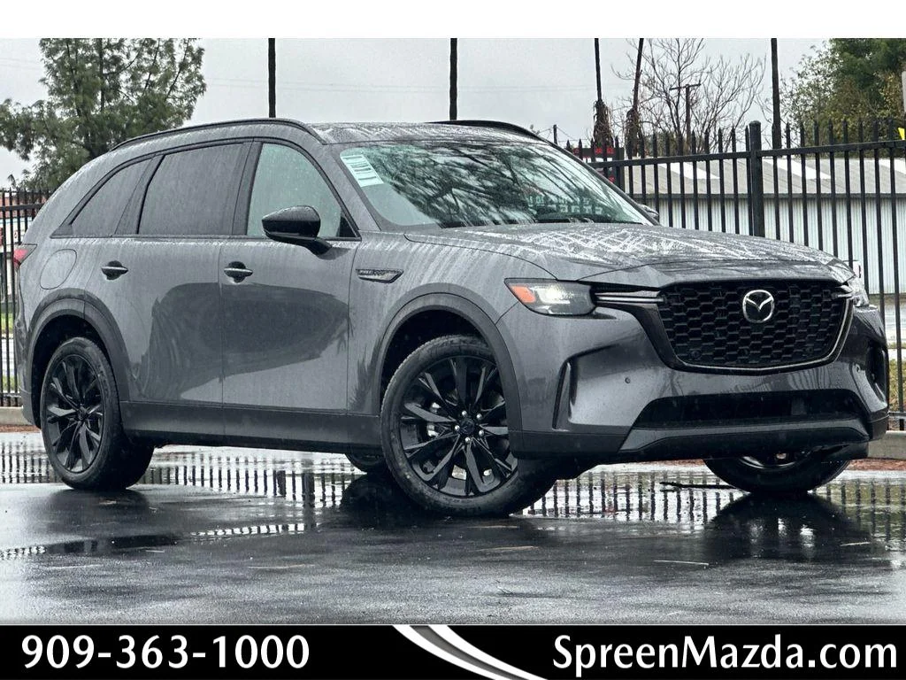 2026 Mazda CX-90 PHEV Premium Package's photo