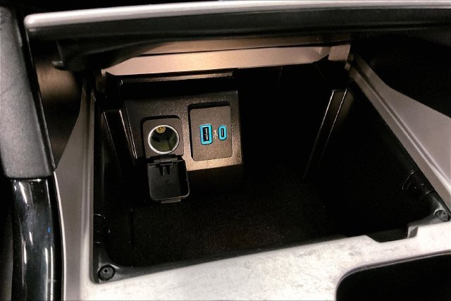 Used 2024 Carbonized Gray Metallic Ford ST-Line image 32
