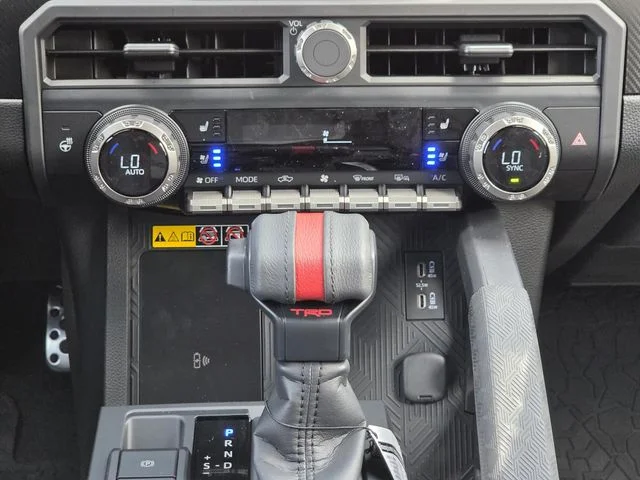 2026 Toyota Tacoma TRD Pro - Photo 13