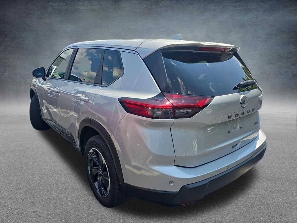 Used 2025 Brilliant Silver Metallic Nissan SV image 5