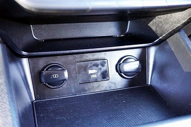 Used 2023 White Hyundai SEL image 27