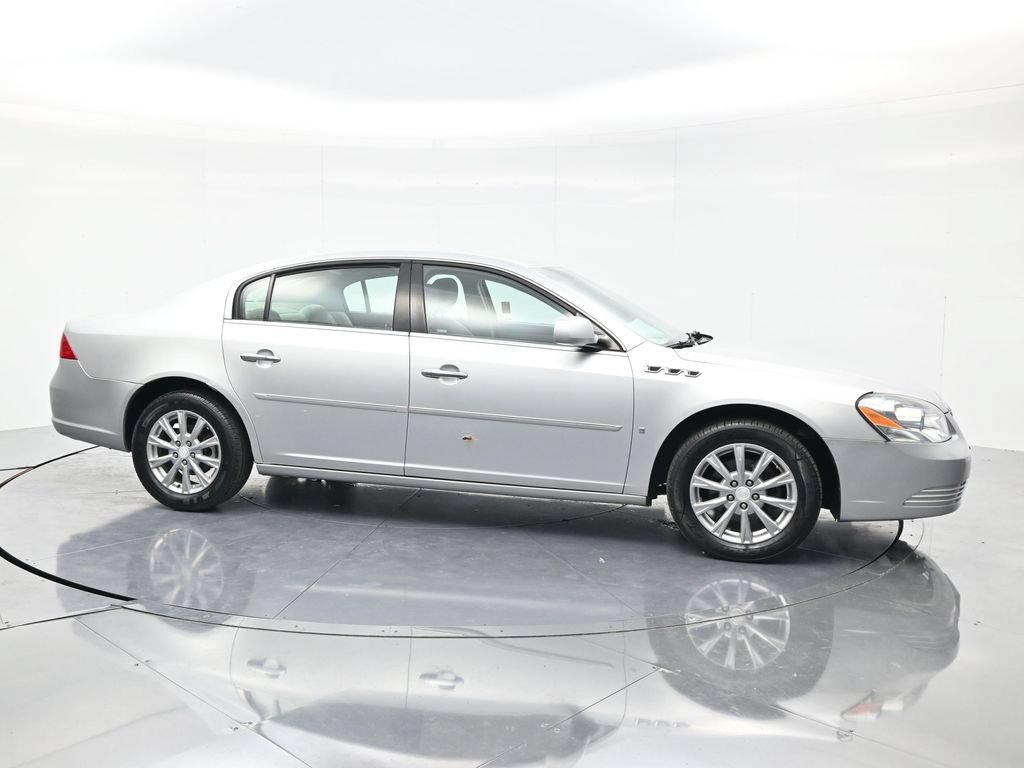 Used 2009 Quicksilver Metallic Buick CX image 4