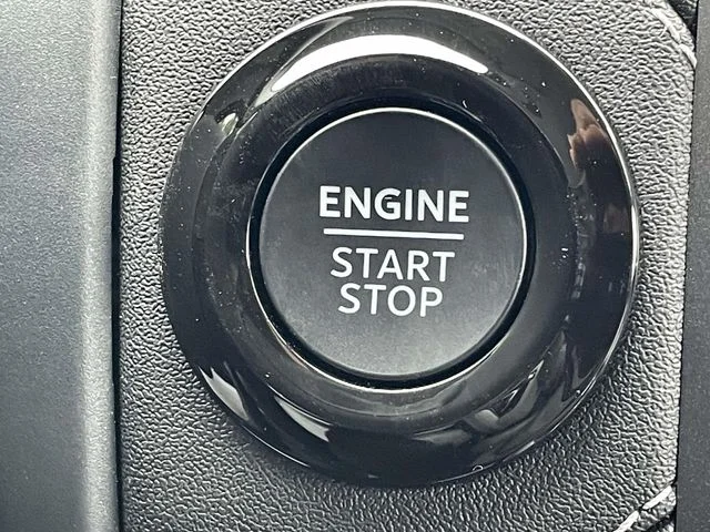New 2026 Black Ford Platinum image 5