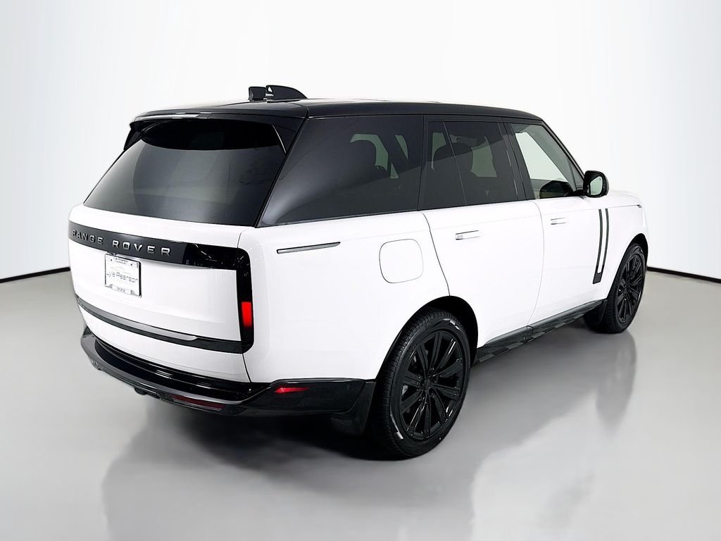 New 2026 Fuji White LAND ROVER SE image 9