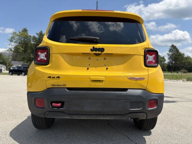 2023 Jeep Renegade Trailhawk - Photo 19
