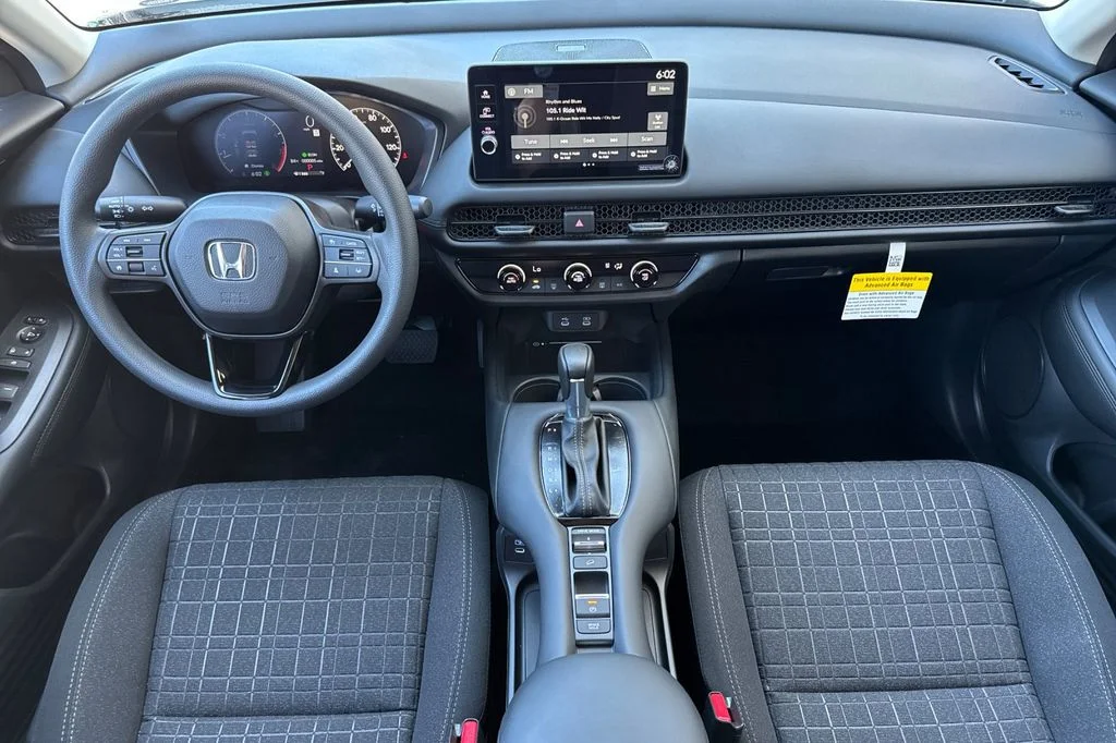 New 2026 Platinum White Pearl Honda LX image 13