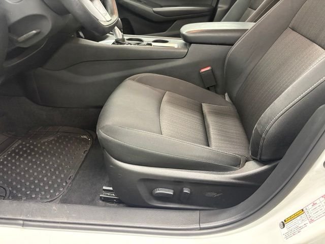 Used 2025 White Nissan 2.5 SV image 15