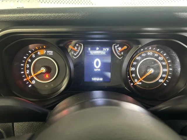 Used 2025 Crystal Metallic Jeep Sport image 23