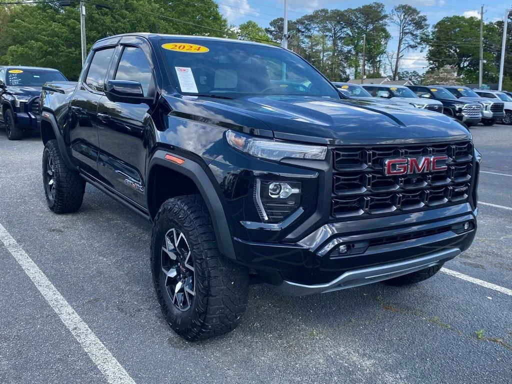 2024 GMC Canyon 4WD AT4X Crew Cab Short Box's photo