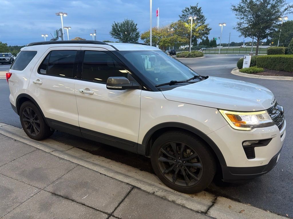 Used 2018 White Ford XLT image 1