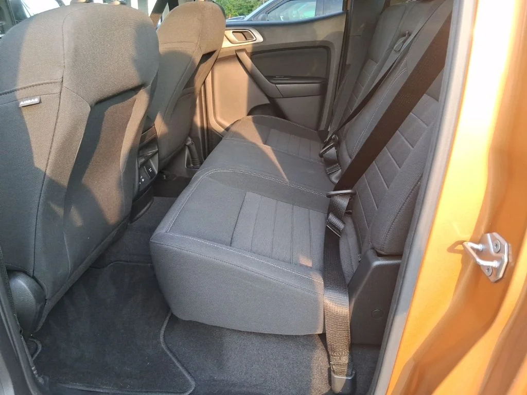 Used 2019 Orange Ford XLT image 12