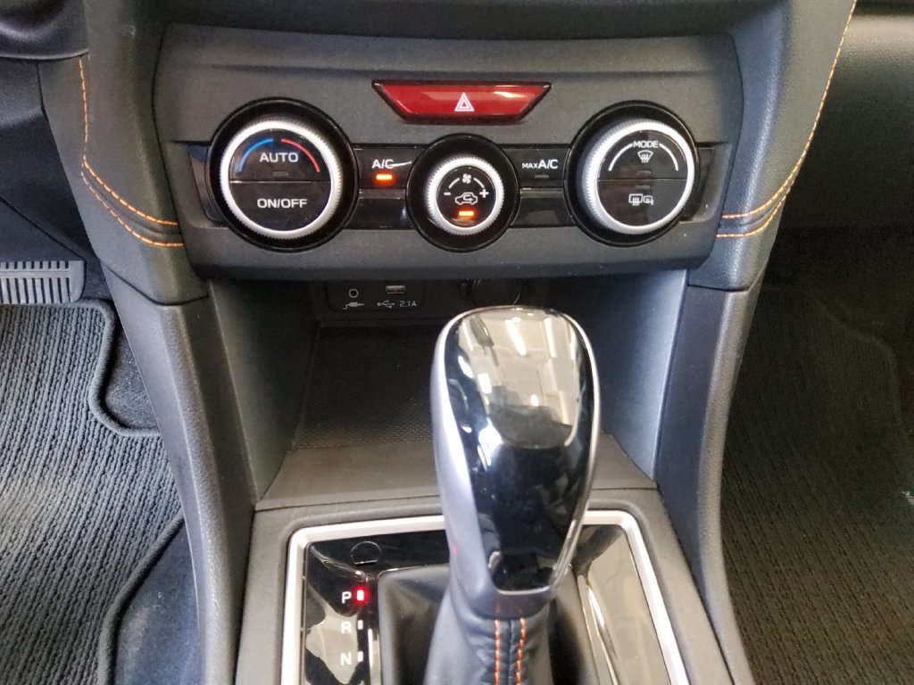 Used 2022 White Subaru Limited image 27