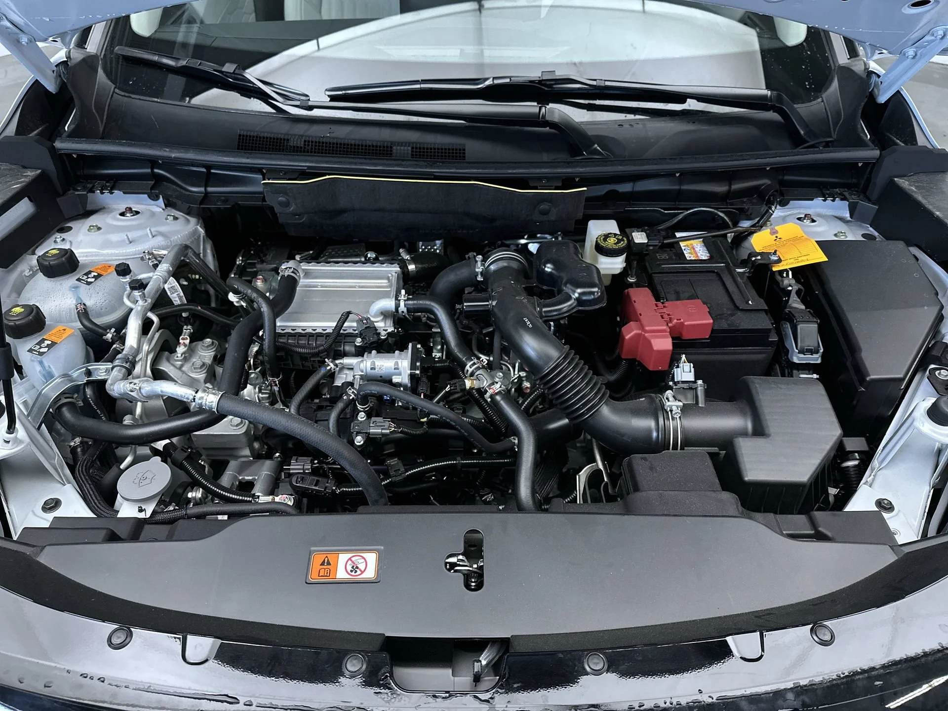 New 2026 White Diamond Mitsubishi SEL image 29