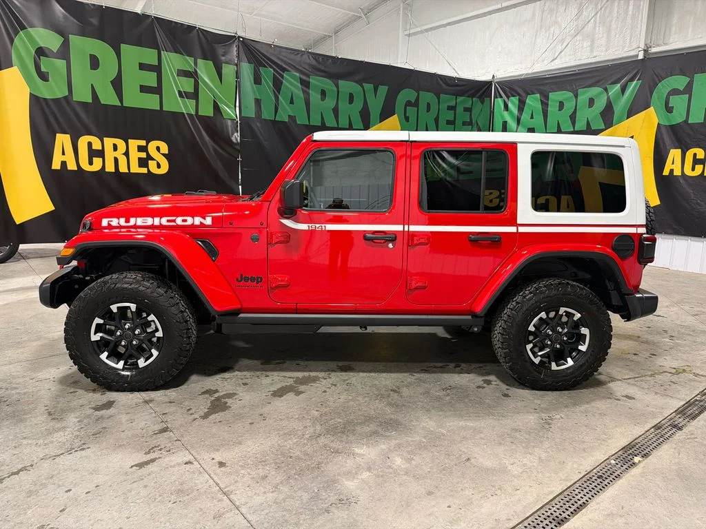 New 2026 Firecracker Red Clear-Coat Exterior Paint Jeep Rubicon image 3