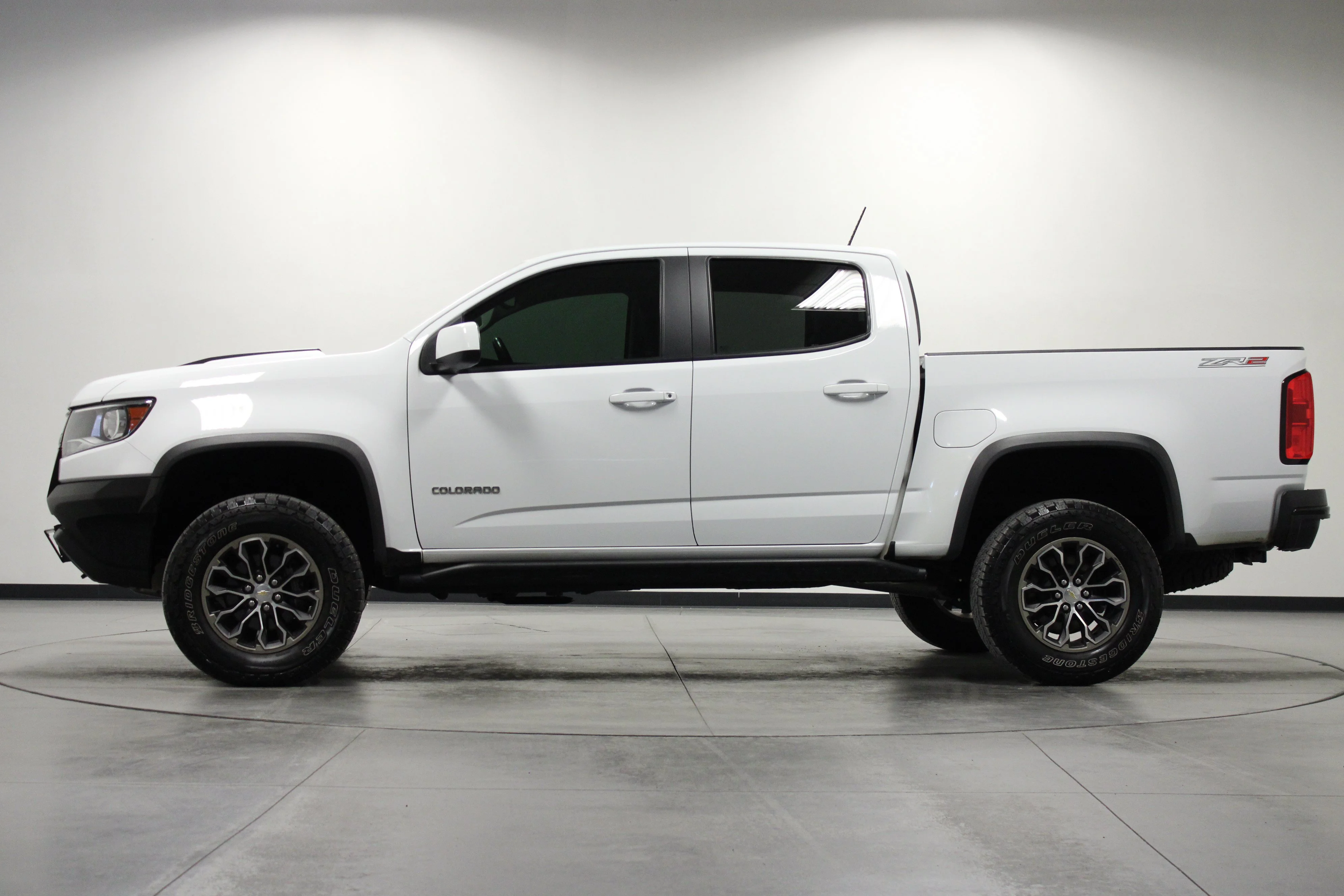 Used 2018 SUMMIT WHITE Chevrolet 4WD ZR2 image 7