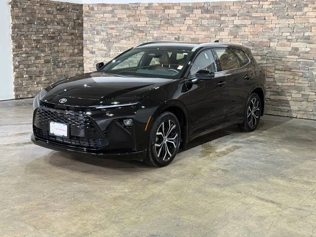 Used 2025 Black Toyota XLE image 5