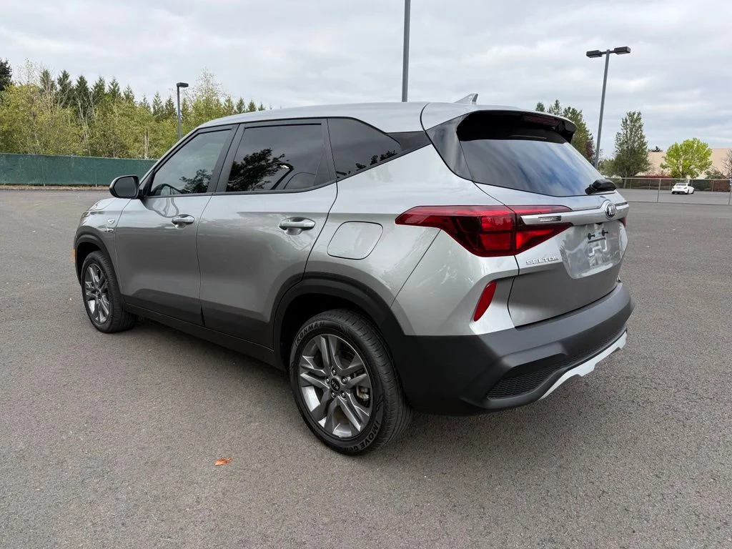 Used 2021 Steel Gray Kia LX image 5