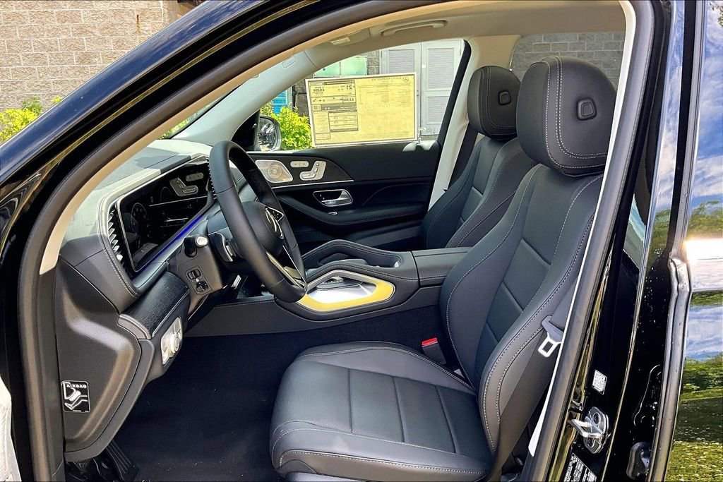 New 2026 Black Mercedes-Benz GLS 450 image 21