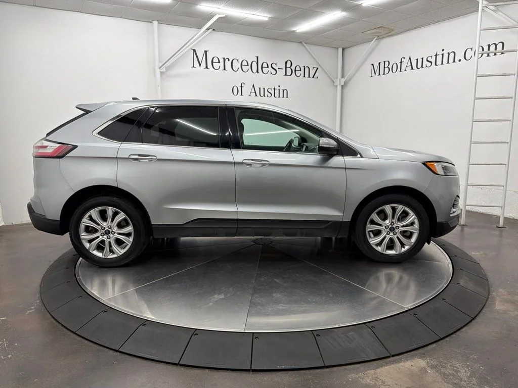 Used 2022 Silver Ford Titanium image 8