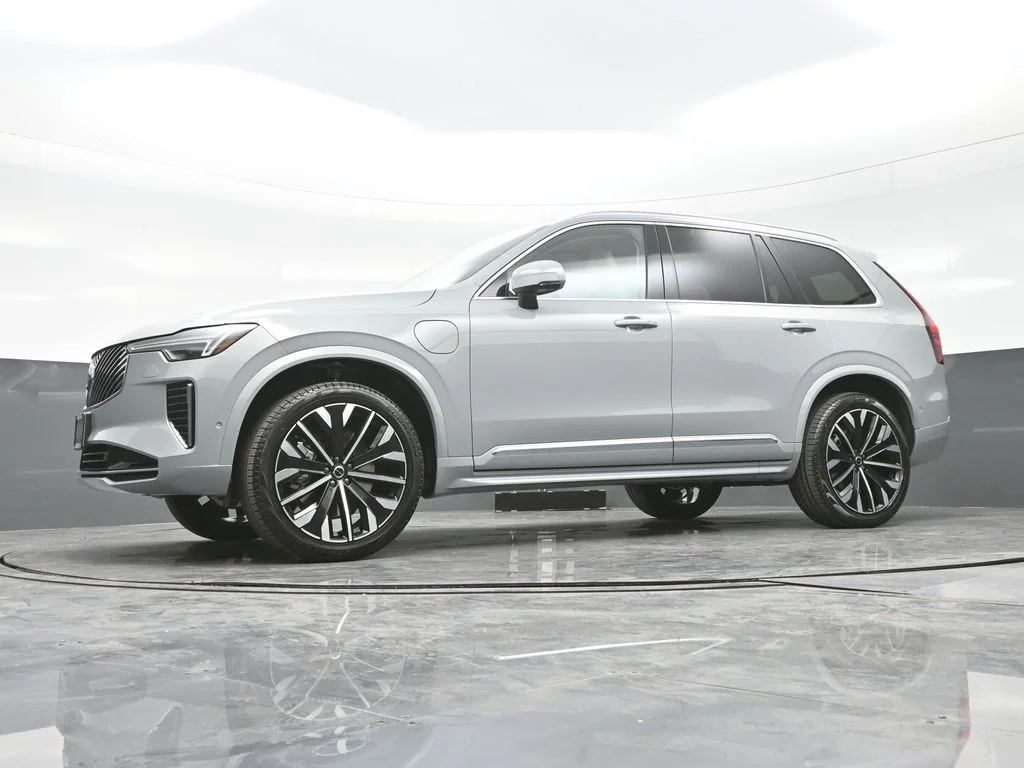 New 2026 Vapour Grey Volvo T8 Ultra image 11