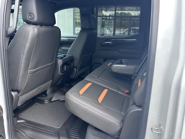 2026 GMC Sierra 1500 AT4 - Photo 9