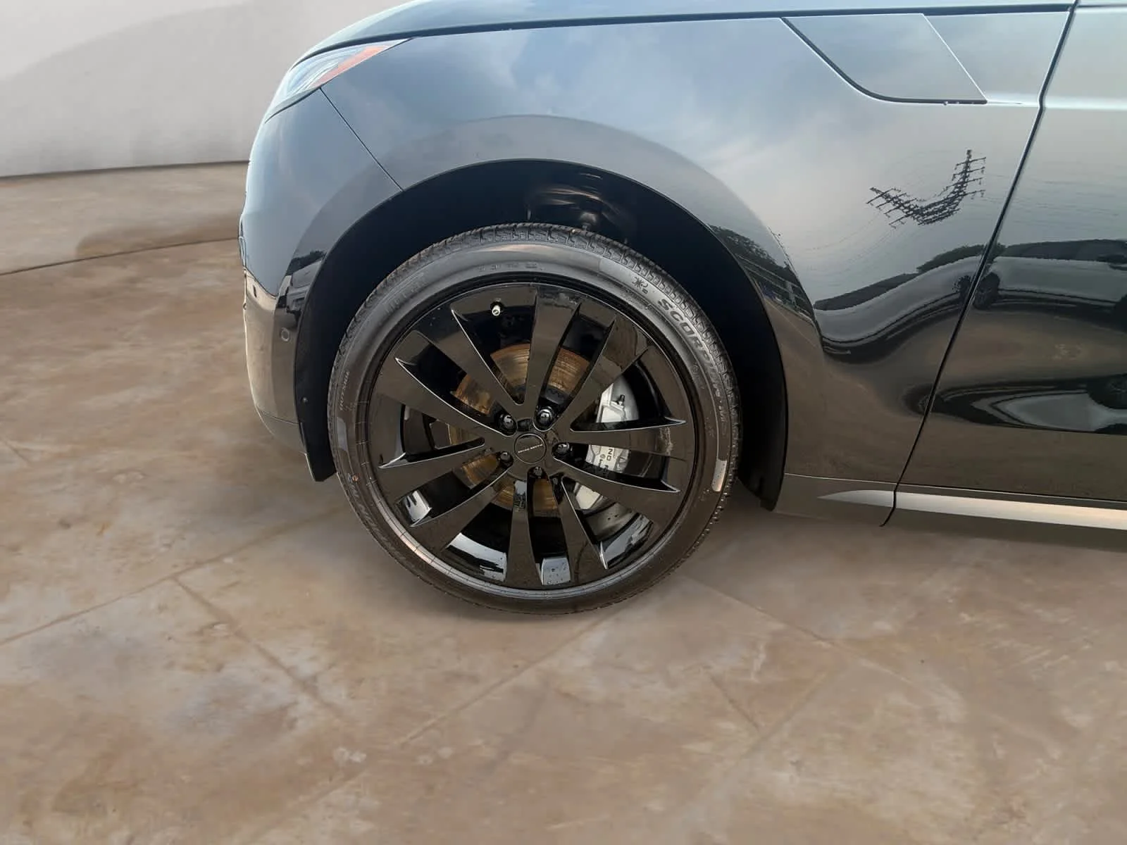 New 2026 Santorini Black Land Rover SE image 14