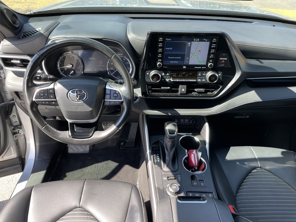 Used 2022 Silver Toyota XSE image 15