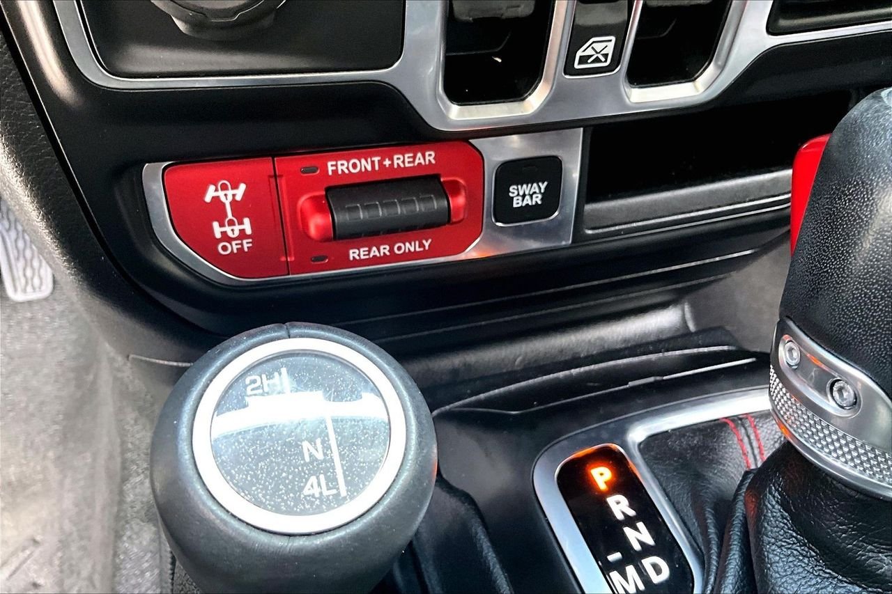 Used 2020 White Jeep Unlimited Rubicon image 24
