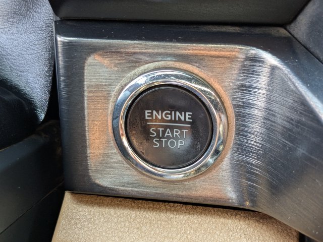 Used 2024 White Ford Lariat image 21