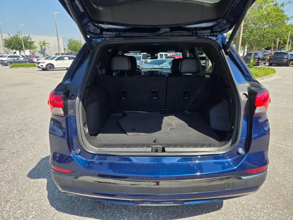 Used 2022 Blue Glow Metallic Chevrolet RS image 26