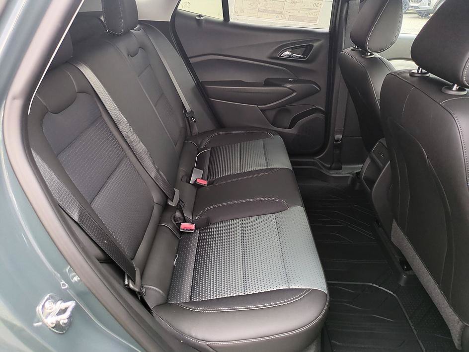 New 2026 Cypress Gray Chevrolet LT image 30