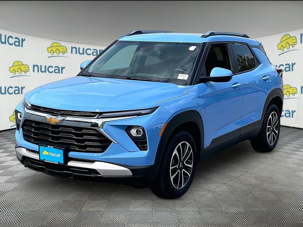 Used 2024 Fountain Blue Chevrolet LT image 3